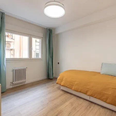 Amplio, Nuevo Y 100% Accesible // Center Apartamento